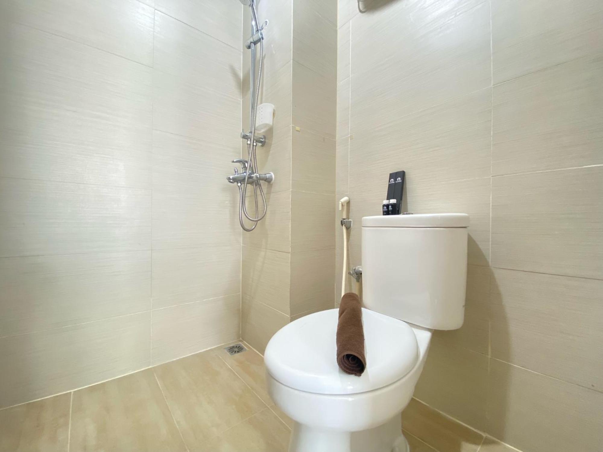 Comfy 2br At Gateway Pasteur Near Pasteur Exit Toll By Travelio * Bandung