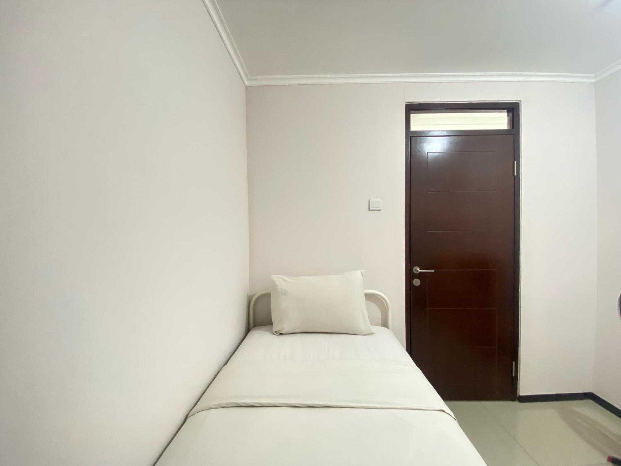 Comfy 2br At Gateway Pasteur Near Pasteur Exit Toll By Travelio Apartemen Bandung